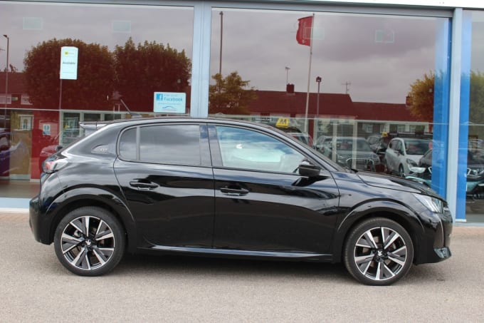 2025 Peugeot 208