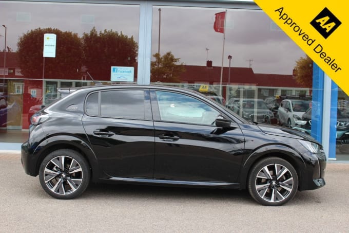 2025 Peugeot 208