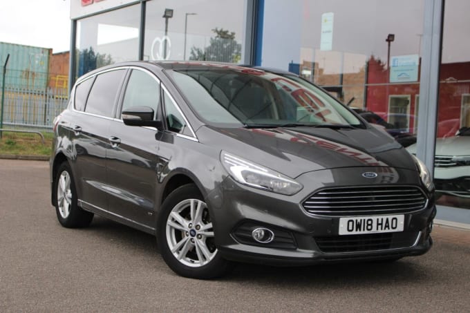2025 Ford S-max