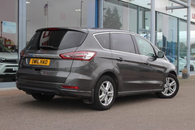 2025 Ford S-max