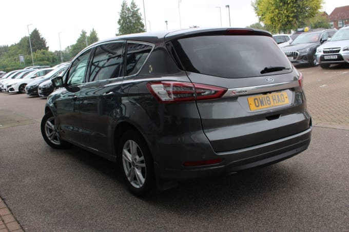 2025 Ford S-max
