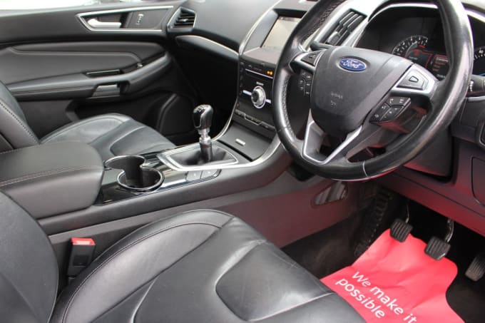 2025 Ford S-max