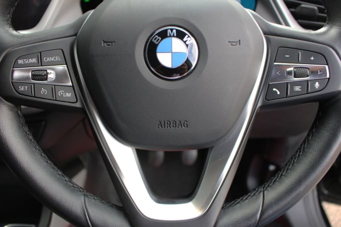 2025 BMW 1 Series
