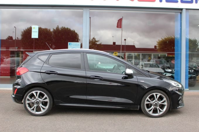 2025 Ford Fiesta