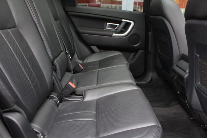2025 Land Rover Discovery Sport
