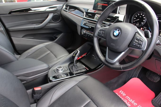 2025 BMW X1