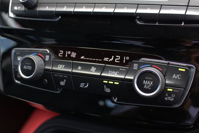 2025 BMW X1