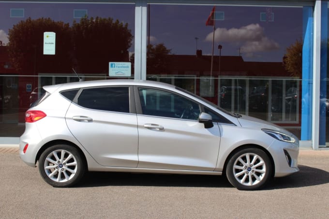 2025 Ford Fiesta