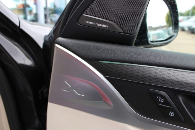 2025 BMW X4