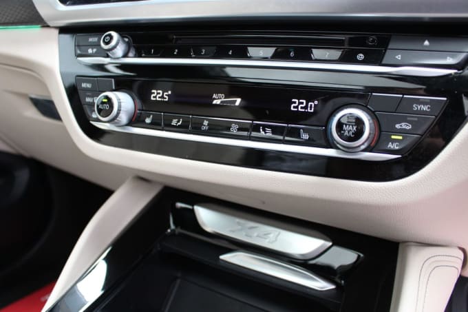 2025 BMW X4