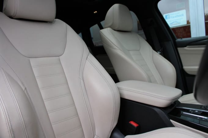 2025 BMW X4