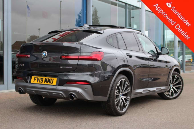 2025 BMW X4