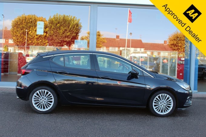 2025 Vauxhall Astra