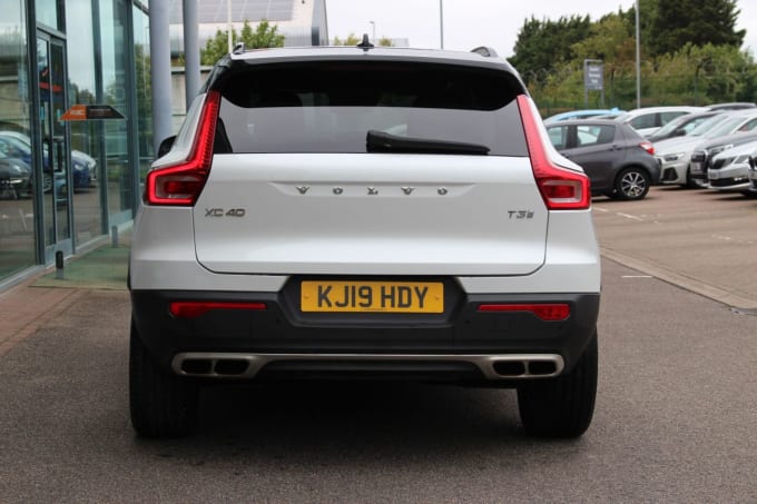 2019 Volvo Xc40