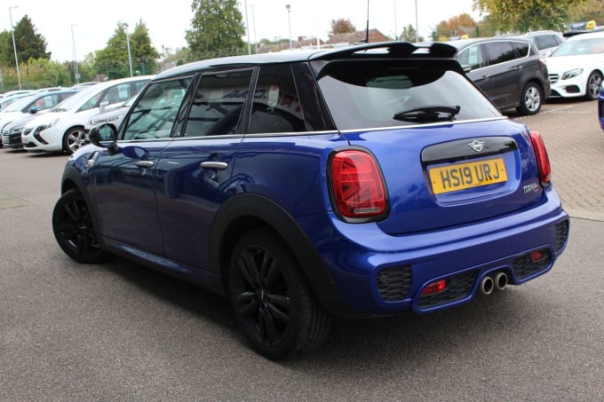2019 Mini Hatch