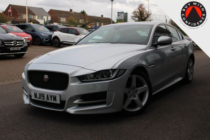 2019 Jaguar Xe