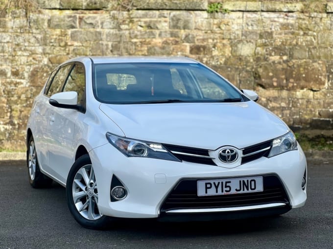 2015 Toyota Auris