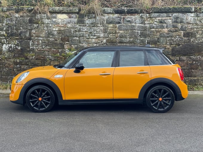 2025 Mini Hatch