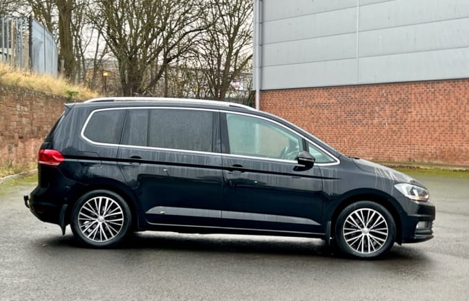 2025 Volkswagen Touran