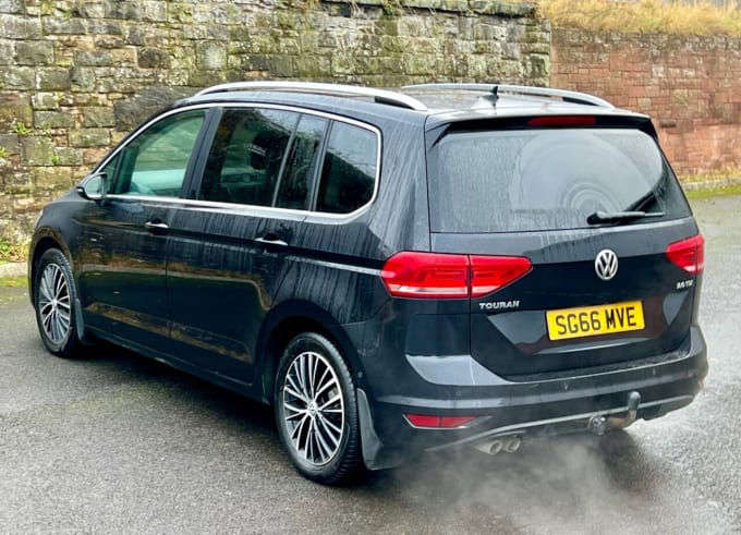 2025 Volkswagen Touran