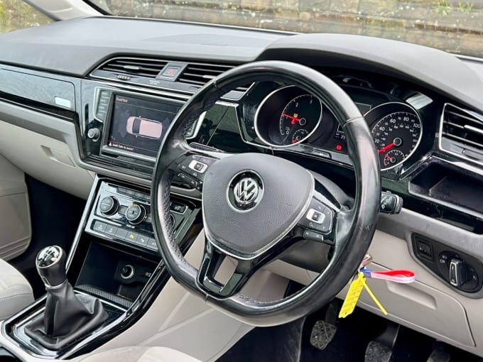 2025 Volkswagen Touran