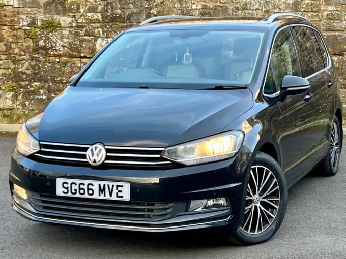 2025 Volkswagen Touran