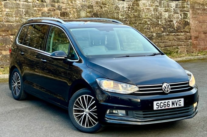 2025 Volkswagen Touran