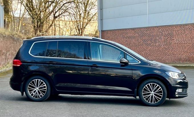 2025 Volkswagen Touran