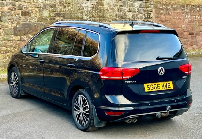 2025 Volkswagen Touran