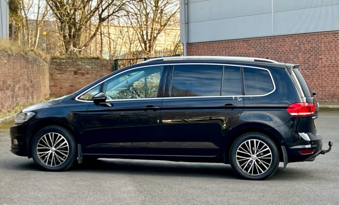 2025 Volkswagen Touran