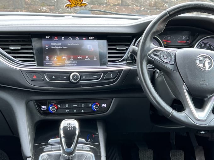 2025 Vauxhall Insignia