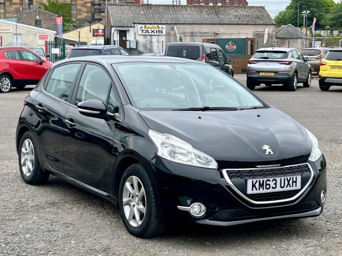 2025 Peugeot 208