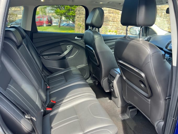 2025 Ford Kuga