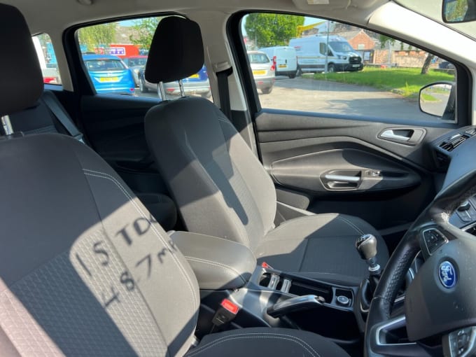 2025 Ford C-max