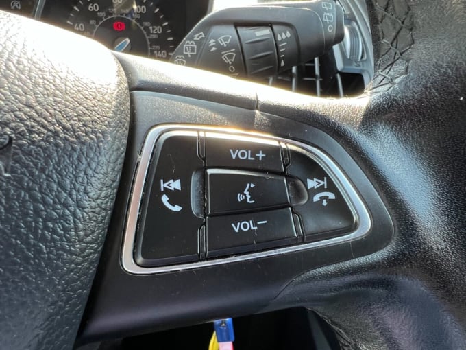 2025 Ford C-max