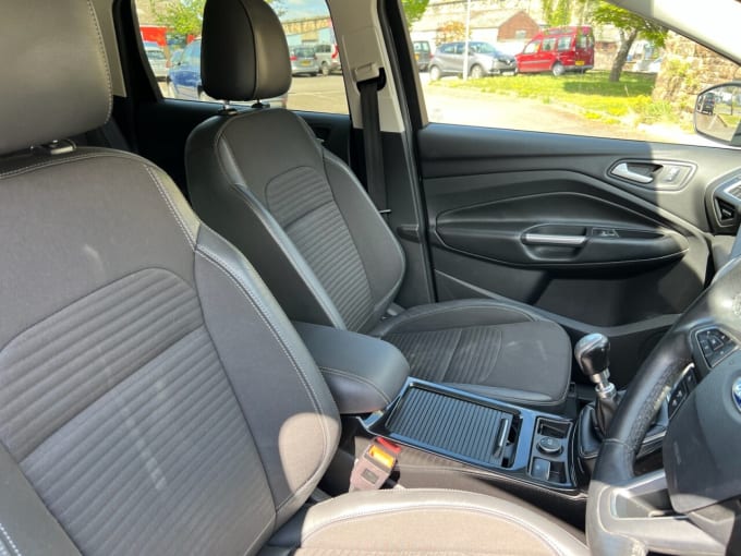 2025 Ford Kuga