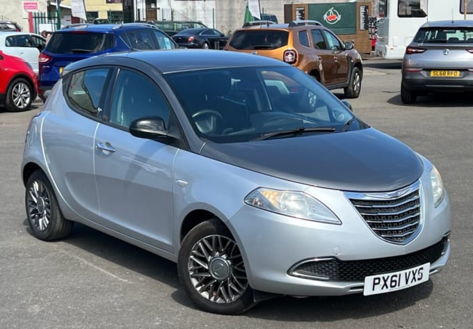 2025 Chrysler Ypsilon