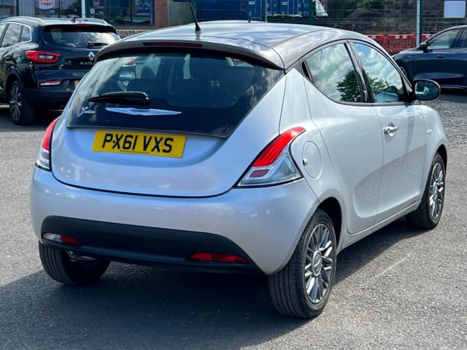 2025 Chrysler Ypsilon