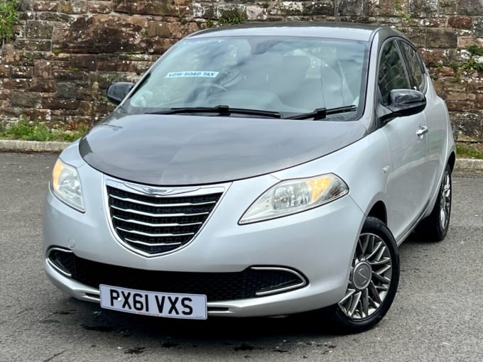 2025 Chrysler Ypsilon