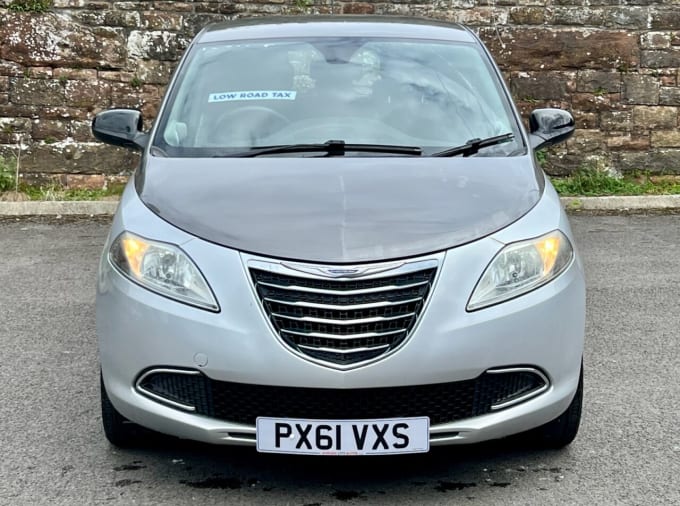 2025 Chrysler Ypsilon