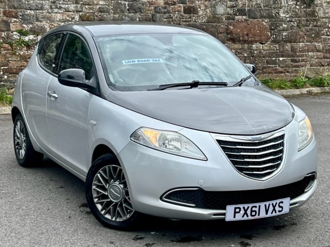 2025 Chrysler Ypsilon