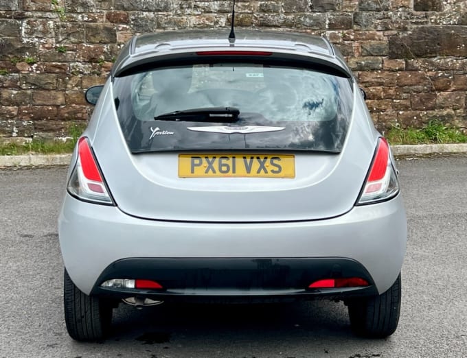 2025 Chrysler Ypsilon