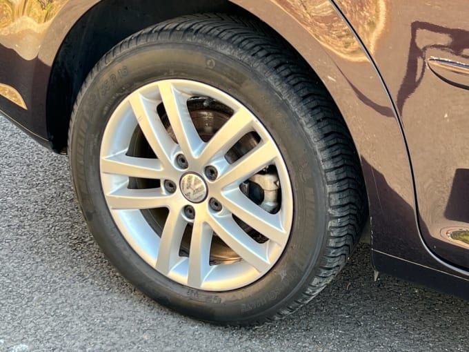 2025 Volkswagen Touran