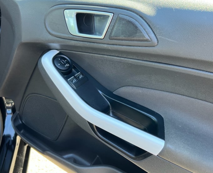 2025 Ford Fiesta