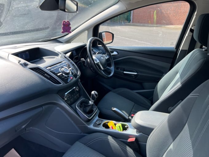 2025 Ford C-max