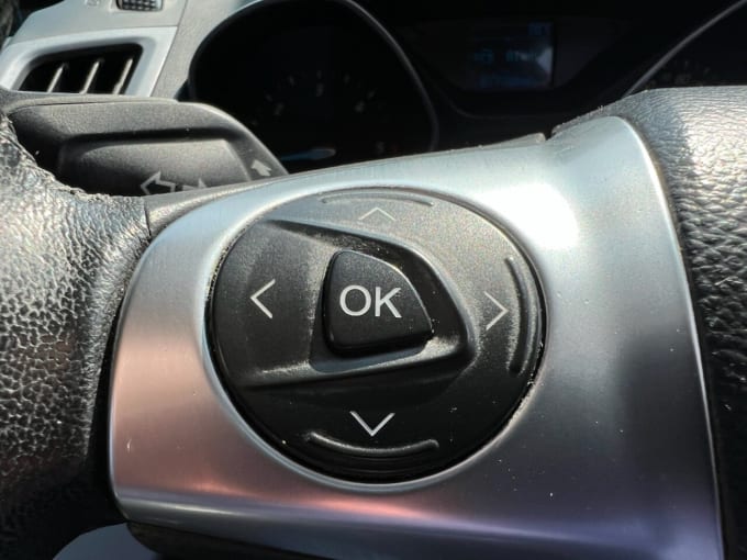2025 Ford C-max
