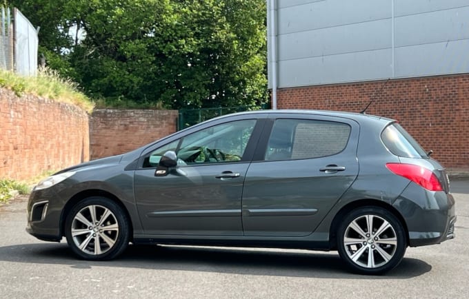 2025 Peugeot 308