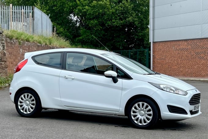 2025 Ford Fiesta