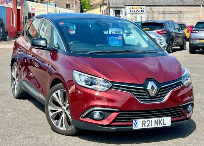 2025 Renault Scenic