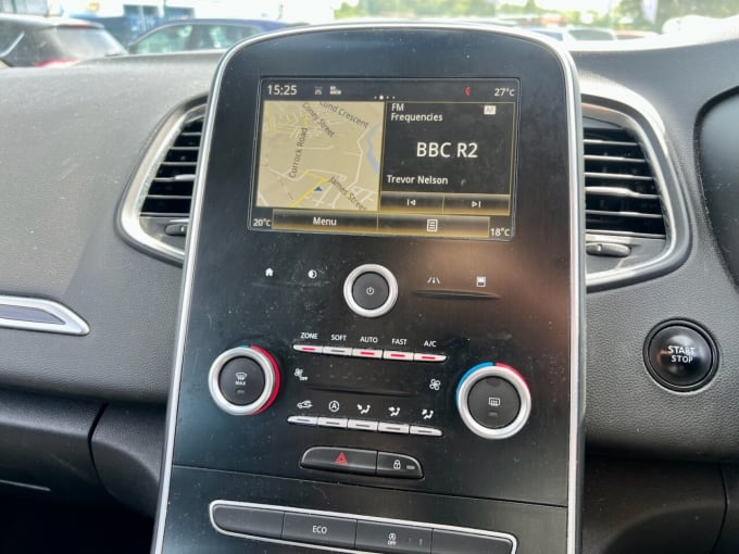 2025 Renault Scenic